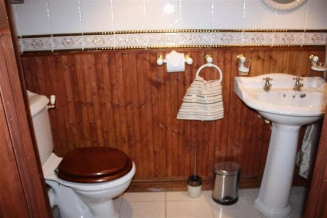 Robertsbridge Retreat At Cornhill Self Catering Apartments Quarto foto