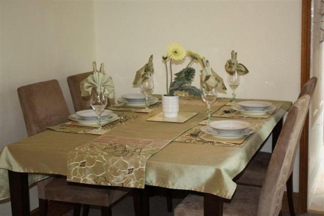 Robertsbridge Retreat At Cornhill Self Catering Apartments Quarto foto
